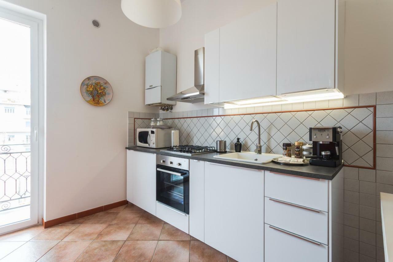 Luxury Apartment * Immo'S House* Palermo Bagian luar foto