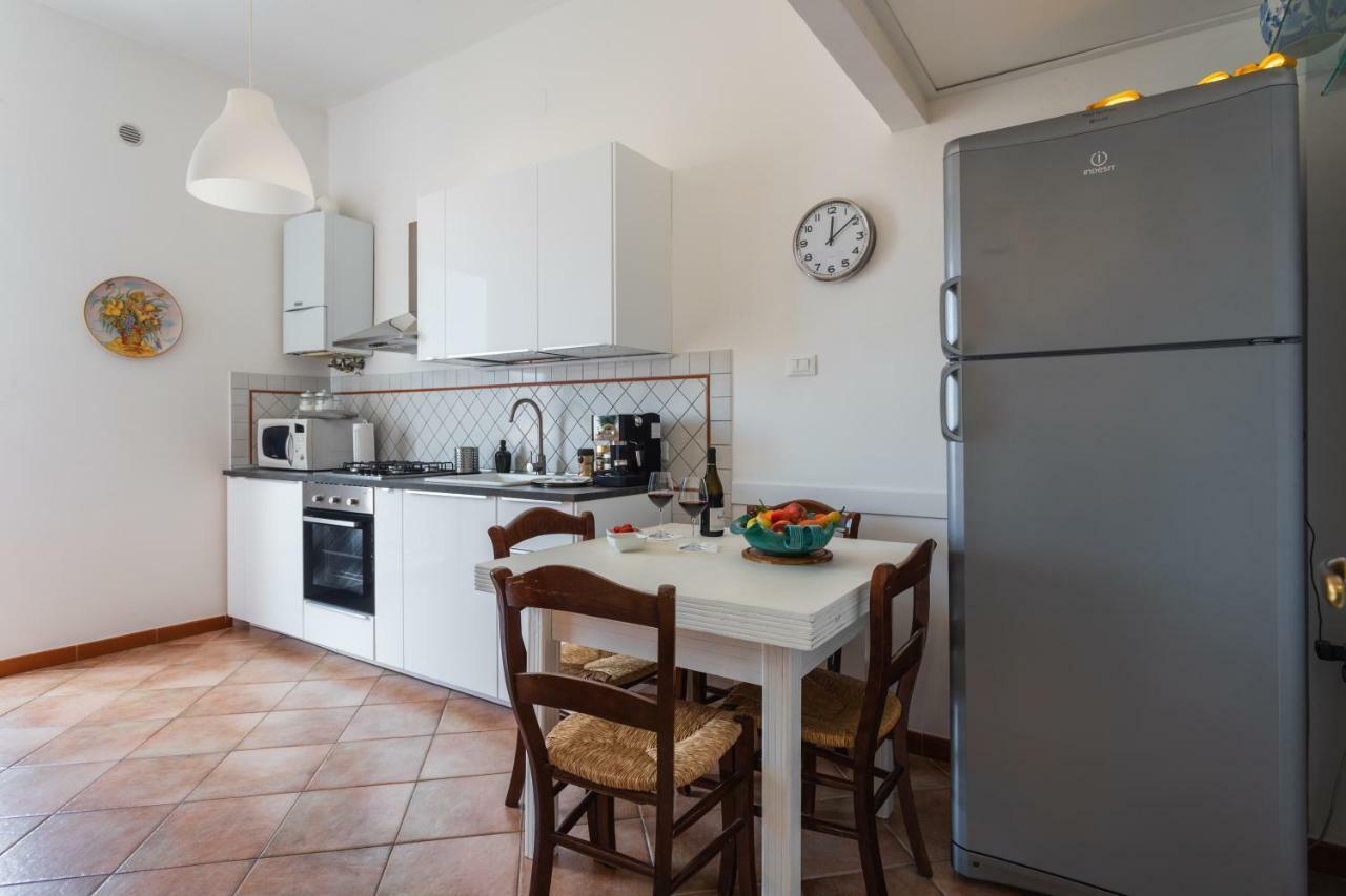 Luxury Apartment * Immo'S House* Palermo Bagian luar foto